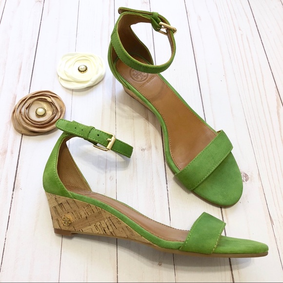 womens green wedge sandals